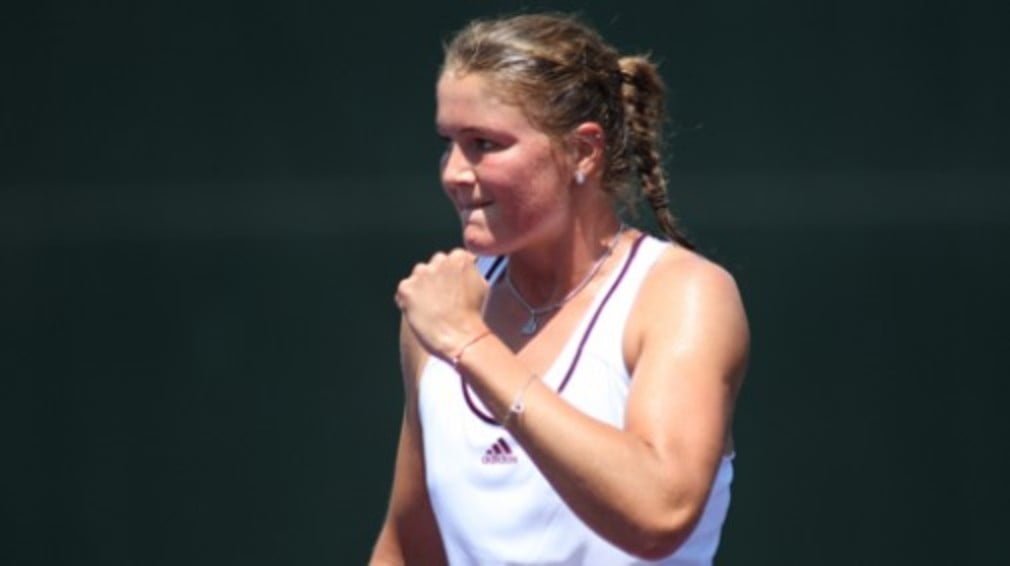 The Russian reaches her third final in succession
