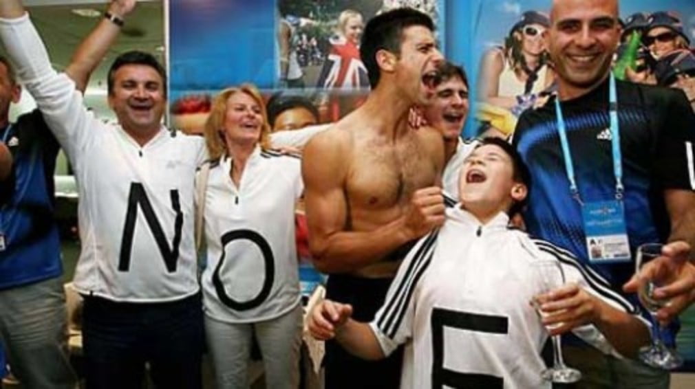 Novak Djokovics 17-year-old brother
