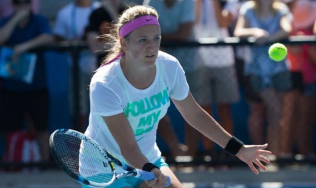 Victoria Azarenka admits she may be forced to withdraw from next weekÈs Sony Open in Miami after failing to shake off a foot injury