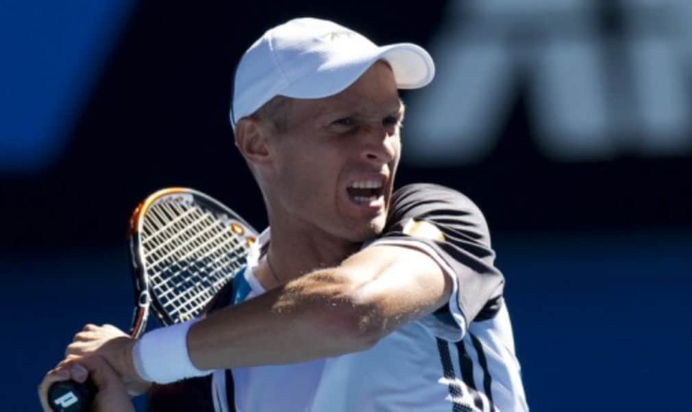 Former ATP World Tour Finals winner Nikolay Davydenko announced his retirement from tennis at a press conference at the Kremlin Cup in Moscow.