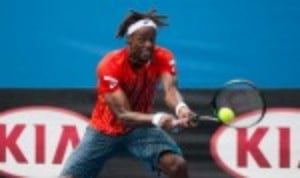Gael Monfils reached the fourth round of the Australian Open with a straight sets win over fellow Frenchman Stephane Robert