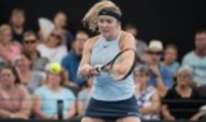 Elina Svitolina made the ideal start to the new campaign by defeating Carla Suarez Navarro 6-2 6-4 in the first round of the Brisbane International