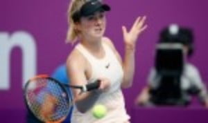 Elina Svitolina moved a step closer to defending her Dubai Duty Free Tennis Championships title with a convincing 6-2 6-4 success over Naomi Osaka in the quarter-finals