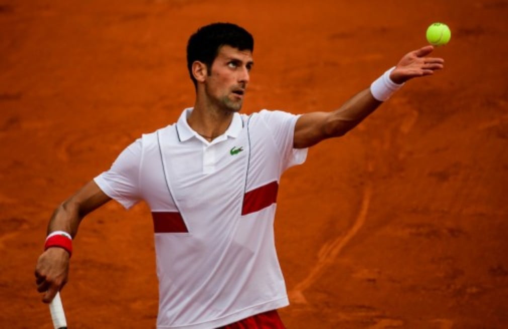 Novak Djokovic defeated qualifier Jaume Munar to take his place in the third round