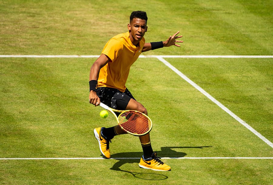 Felix Auger-Aliassime backhand at Queens