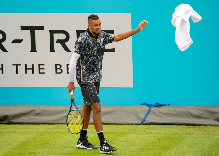 Nick Kyrgios Queens club throws towel