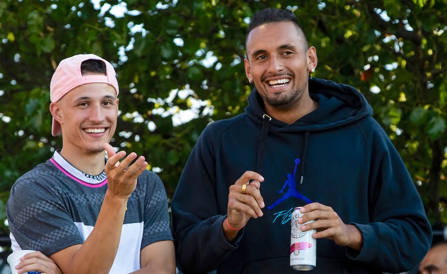 Nick Kyrgios drinks alcohol at Cincinnati 2019