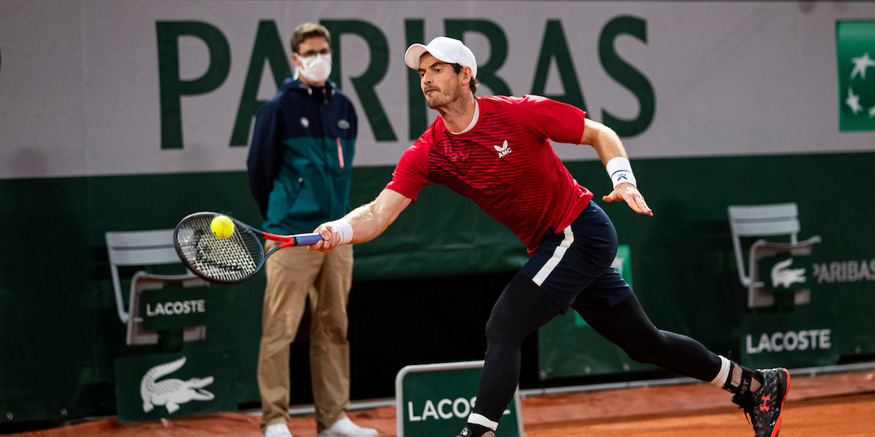 Andy Murray stretches for a forehand at French Open 2020.jpg