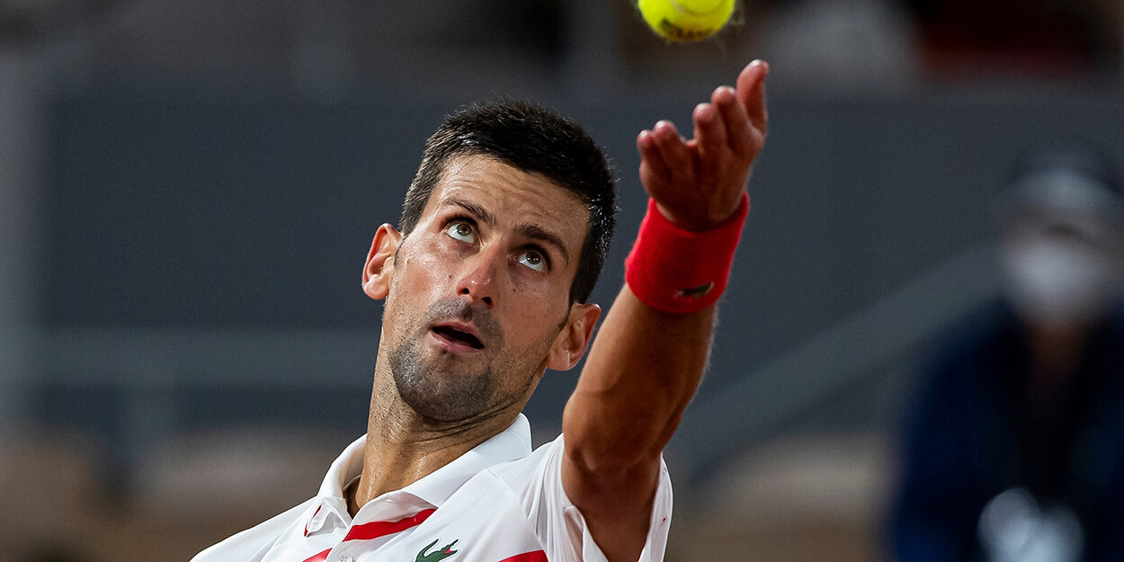 Novak Djokovic ball toss
