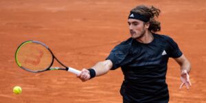 Stefanos Tsitsipas forehand