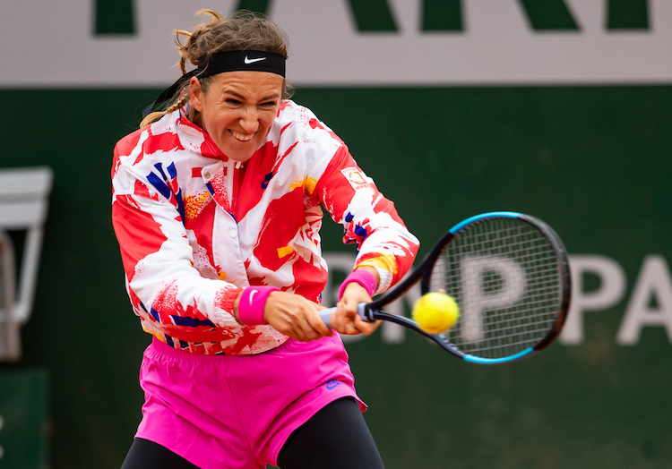 VICTORIA AZARENKA hits backhand at French Open 2020