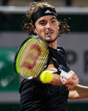 Stefanos Tsitsipas levelled the match from 2 sets down in his semi-final against Novak Djokovic but was troubled a leg injury in the decider