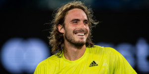 TSITSIPAS wins in Acapulco