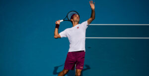 FEDERER AUSTRALIAN OPEN serving